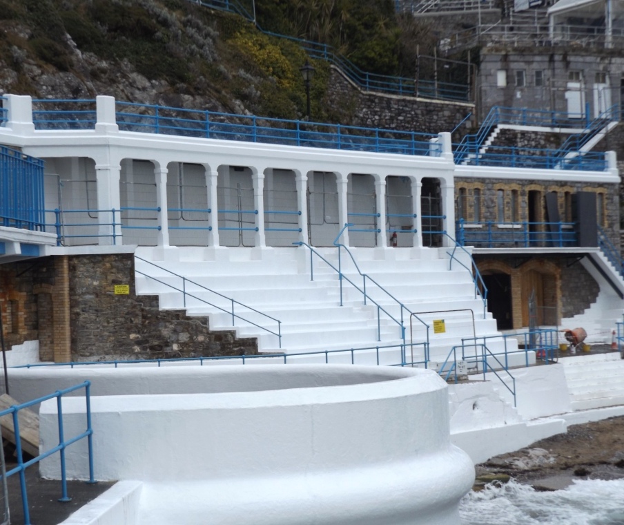 Tinside Bathing House